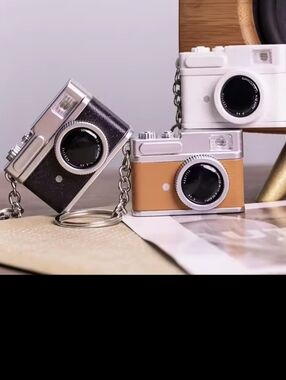 Mini Flash Camera Bag Charm Keychain Hook
